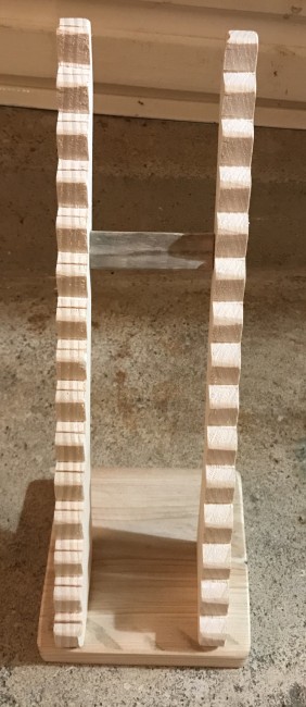 présentoire 15 couteaux en sapin