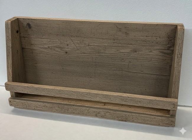 ETAGERE 6 BOUTEILLES EN SAPIN VIEILLI ETAGERE 6 BOUTEILLES EN SAPIN VIEILLI