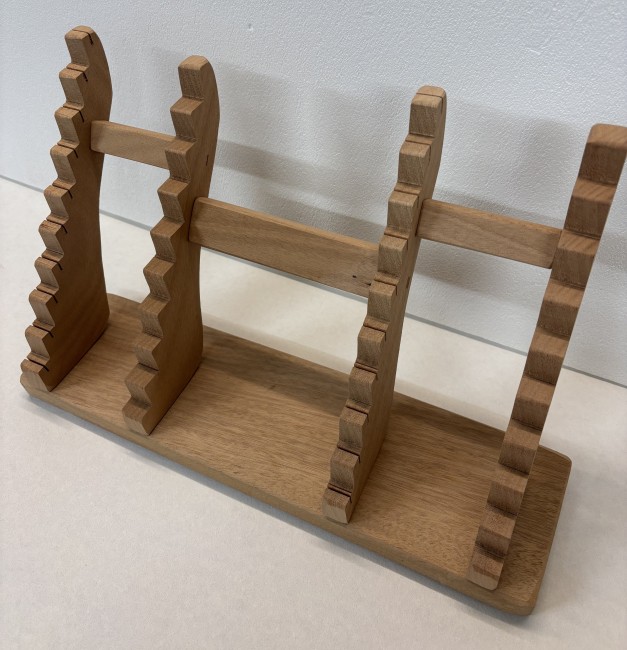 PRESENTOIR OBLIQUE 20 COUTEAUX EN BOIS DE MERISIER