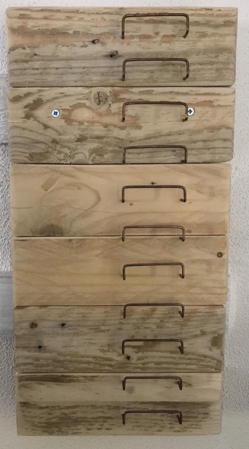 11 couteaux support métal Bouleau