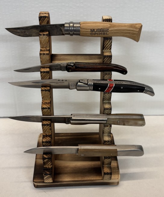 PRESENTOIR 10 COUTEAUX EN SAPIN BRULE Shou Sugi Ban PRESENTOIR 10 COUTEAUX EN SAPIN BRULE Shou Sugi Ban