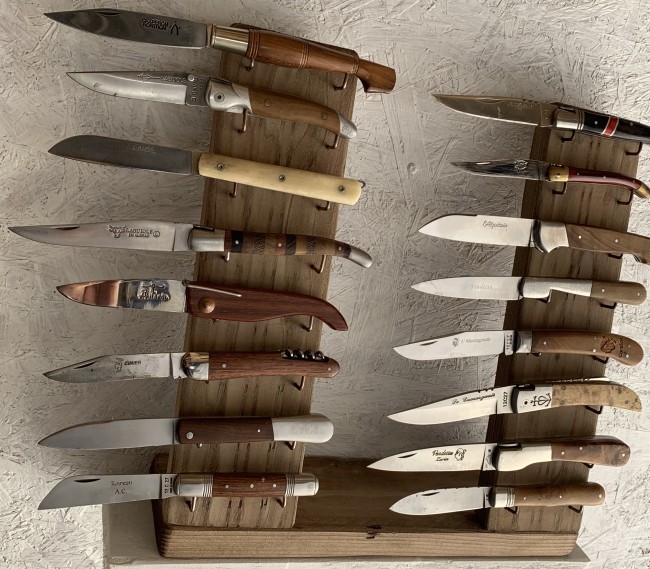 support métal 16 couteaux sapin vieilli support métal 16 couteaux sapin vieilli