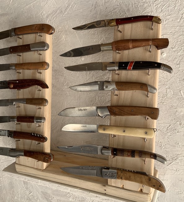 Support métal 16 couteaux sapin Support métal 16 couteaux sapin