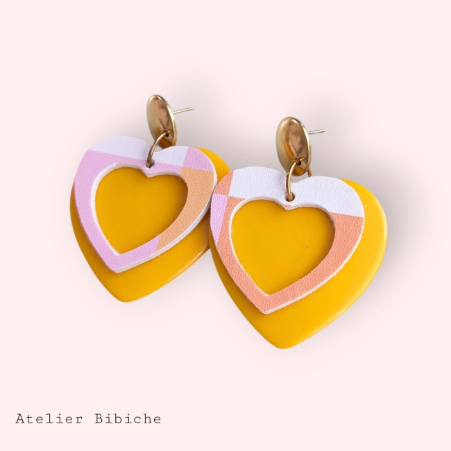 Boucles oreilles coeur leger jaune rose 