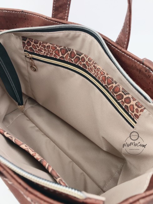 025FB6F0-A7FF-466B-A572-30CDE4F655B8