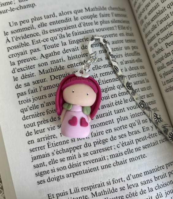 Compagne de Lecture- Praline