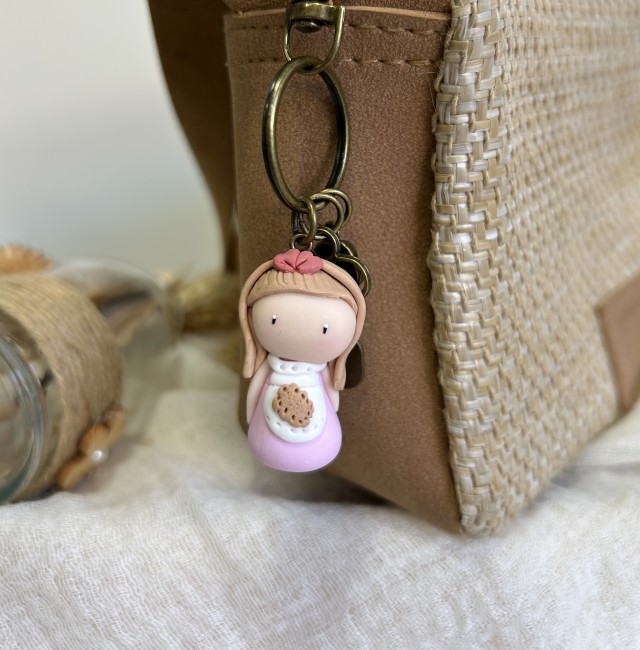 Petite Voyageuse-Biscotte ( la gourmande)... Bijou de sac