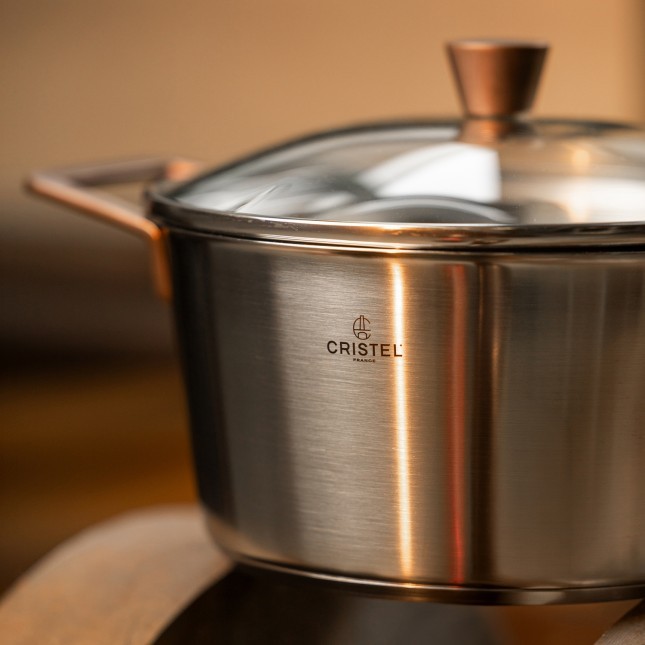 fp_zoom_faitout_bicentenaire_cristel_finition_cuivree