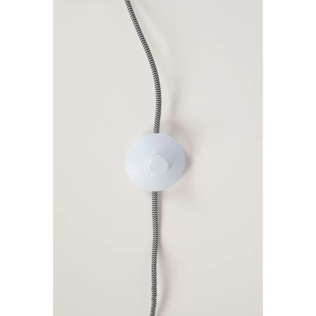 Lampadaire Buckle Head blanc — Zuiver — Vue du produit 6 Lampadaire Buckle Head blanc — Zuiver. Vue du produit 6.