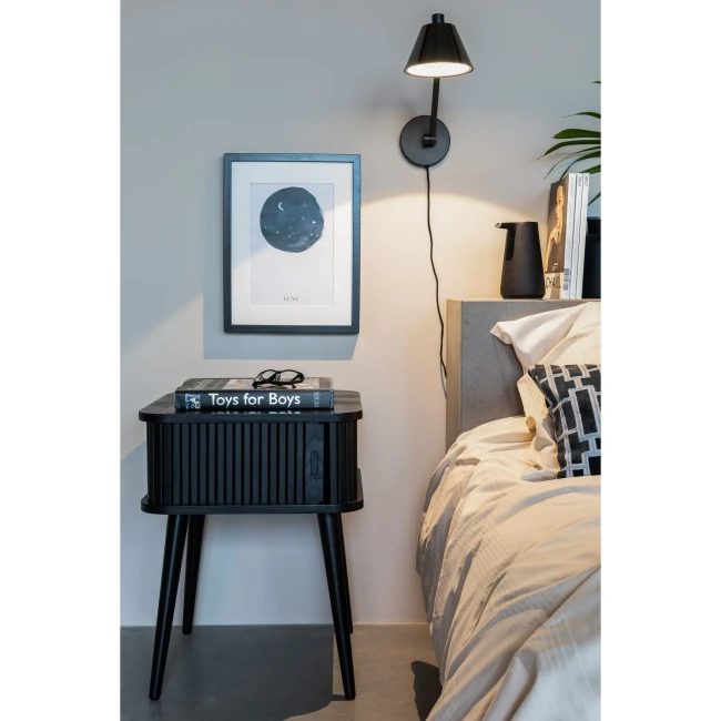 Table d’appoint Barbier noir — Vue du produit 2 Table d’appoint Barbier noir. Vue du produit 2.