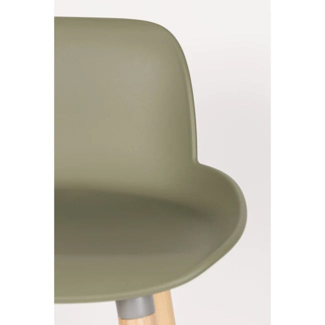 Lot de 2 tabourets de comptoir Albert Kuip 65 cm vert — Zuiver. Vue du produit 6.