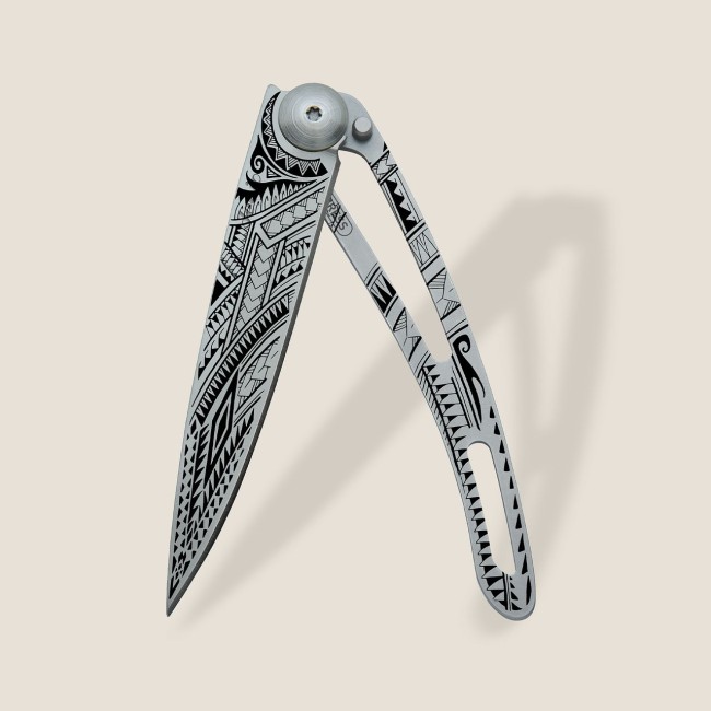 29388_1280-deejo-37g-naked-samoa