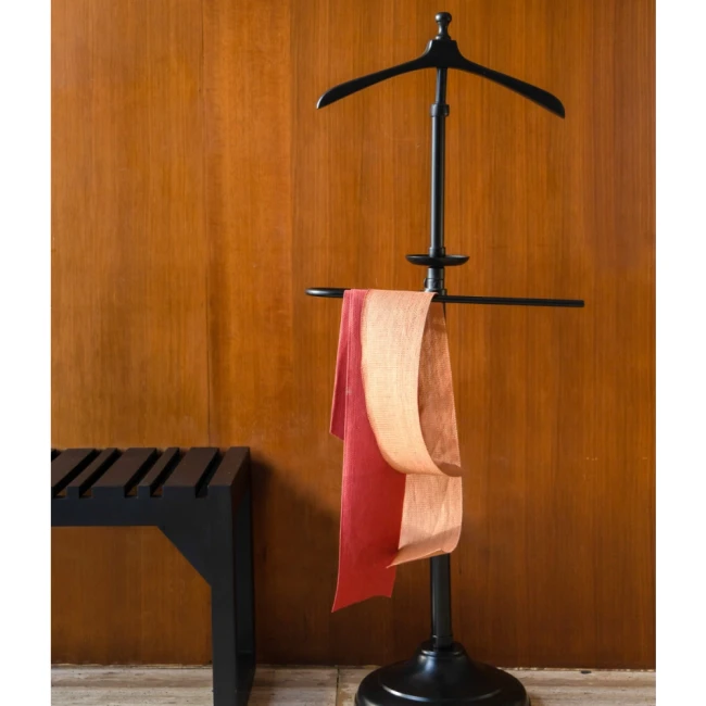 Banc Jakub noir — Dutchbone — Vue du produit 6 Banc Jakub noir — Dutchbone. Vue du produit 6.