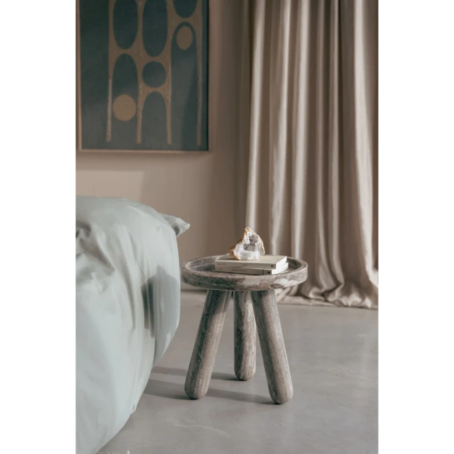 Table d’appoint Cosmopolitan — Vue du produit 2 Table d’appoint Cosmopolitan. Vue du produit 2.