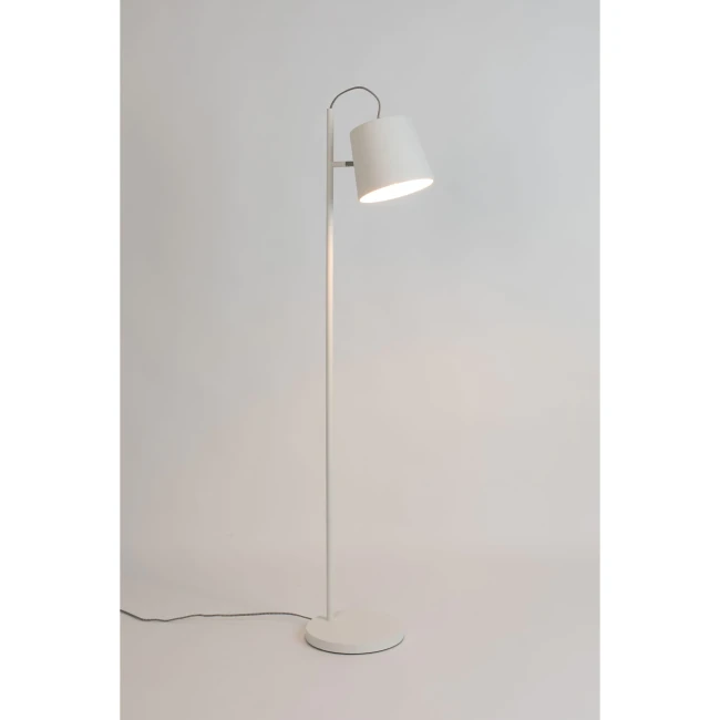 Lampadaire Buckle Head blanc — Zuiver — Vue du produit 3 Lampadaire Buckle Head blanc — Zuiver. Vue du produit 3.