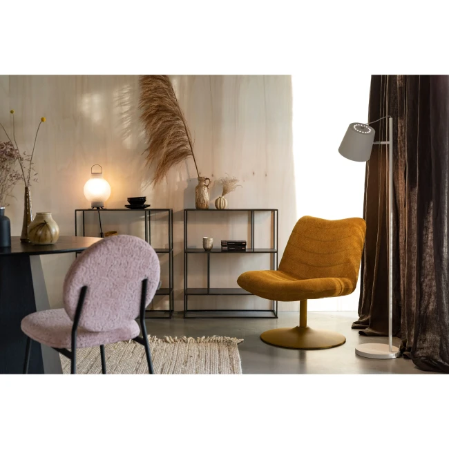 Lampadaire Buckle Head blanc — Zuiver — Vue du produit 7 Lampadaire Buckle Head blanc — Zuiver. Vue du produit 7.