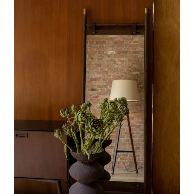 Miroir Riva — Vue du produit 2 Miroir Riva. Vue du produit 2.