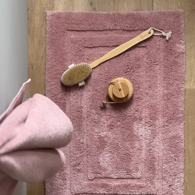 a26748-2_850_0_1_thumb