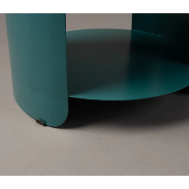 Table d’appoint Navagio bleu — Dutchbone — Vue du produit 6 Table d’appoint Navagio bleu — Dutchbone. Vue du produit 6.