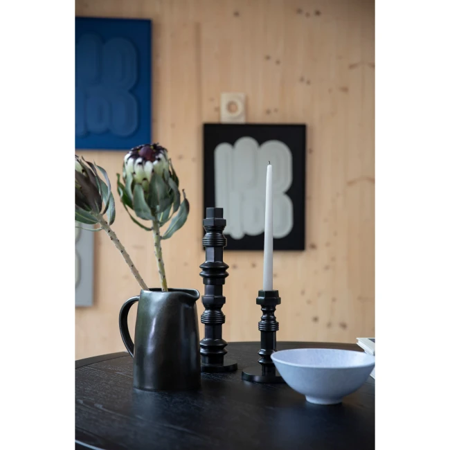 Table de repas ronde Storm noire — diamètre 128 cm — Vue du produit 9 Table de repas ronde Storm noire — diamètre 128 cm. Vue du produit 9.