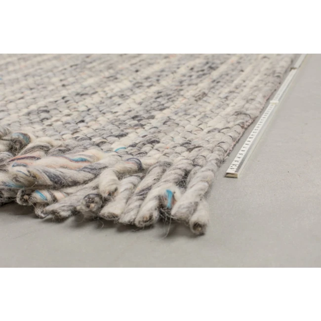 Tapis Frills 170x240 gris/bleu — Zuiver — Vue du produit 8 Tapis Frills 170x240 gris/bleu — Zuiver. Vue du produit 8.
