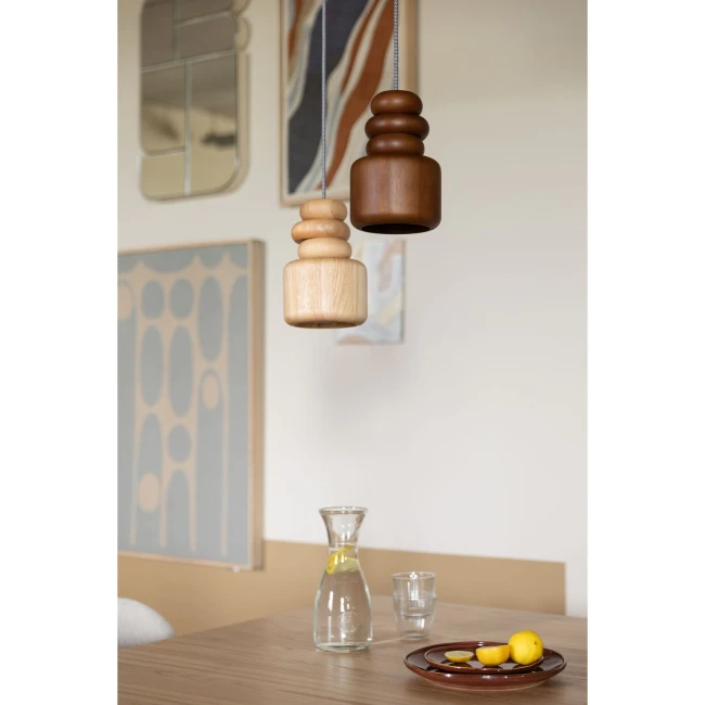 Lampe à poser Six beige — Zuiver — Vue du produit 2 Lampe à poser Six beige — Zuiver. Vue du produit 2.