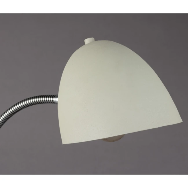 Lampe à poser Janna — Dutchbone — Vue du produit 3 Lampe à poser Janna — Dutchbone. Vue du produit 3.