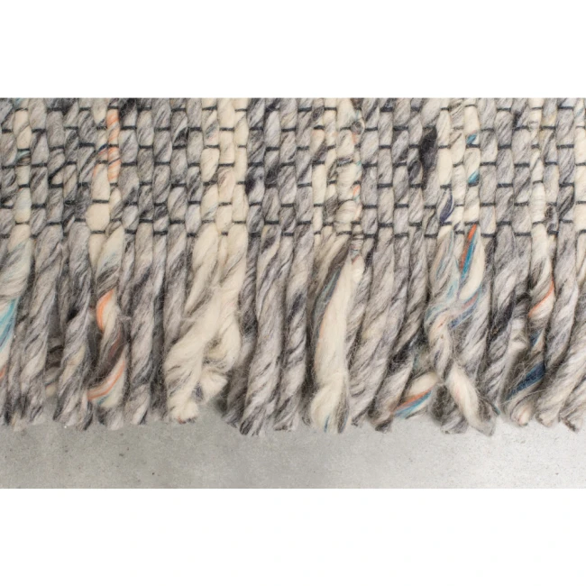 Tapis Frills 170x240 gris/bleu — Zuiver — Vue du produit 7 Tapis Frills 170x240 gris/bleu — Zuiver. Vue du produit 7.