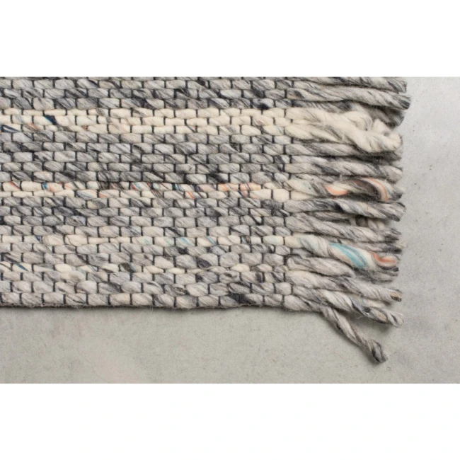 Tapis Frills 170x240 gris/bleu — Zuiver — Vue du produit 6 Tapis Frills 170x240 gris/bleu — Zuiver. Vue du produit 6.
