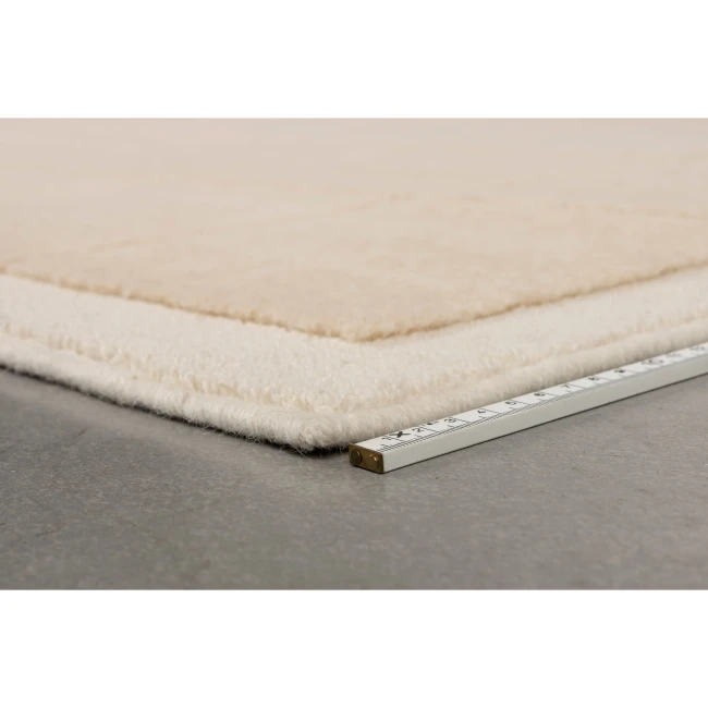 Tapis Kade 160x230 beige — Vue du produit 4 Tapis Kade 160x230 beige. Vue du produit 4.