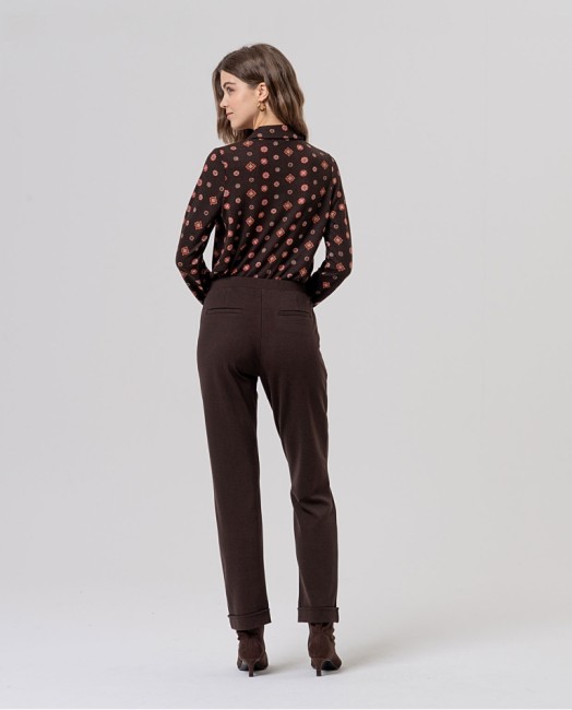 Pantalon chino chocolat femme Surkana taille haute avec revers en bas des jambes – Alizé La Rochelle