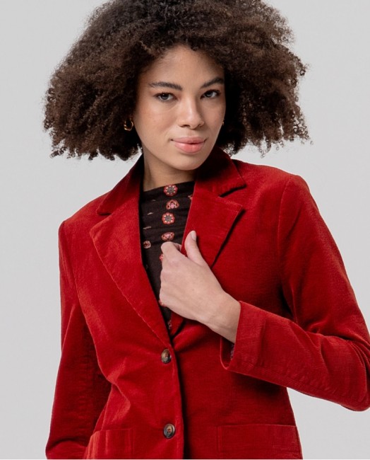 Blazer Surkana femme en velours côtelé rouge anglais (2) Blazer femme Surkana en velours côtelé rouge anglais
