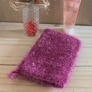 gant-de-toilette-exfoliant-gant-de-toilette-hamam-soin-de-peau-violet 1