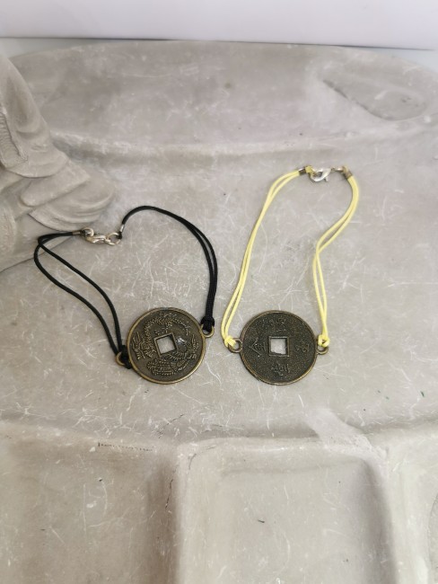 bracelet cordon noir pièce chinoise