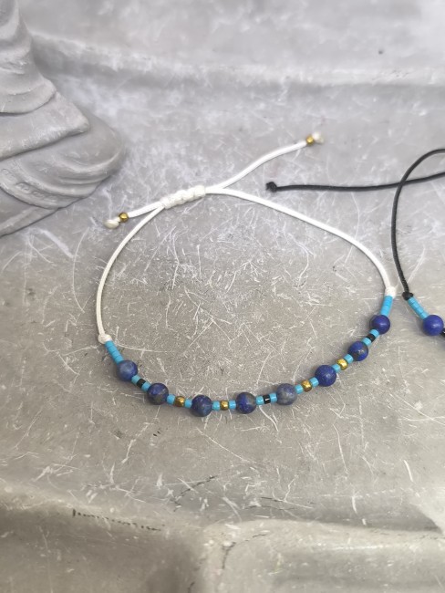 Bracelet lapis lazuli cordon blanc
