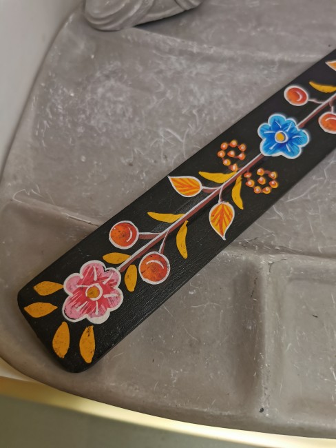 Brûleur encens bois artisanal coloré