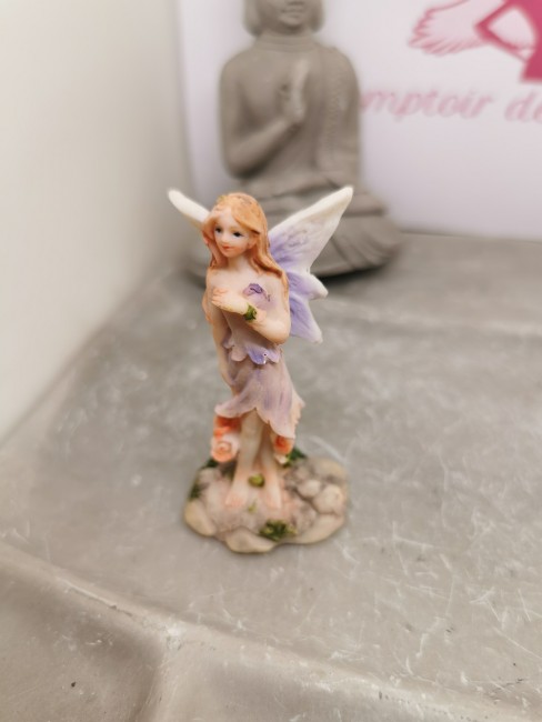 Fée violette spiritualité et intuition Petite fée décorative maison