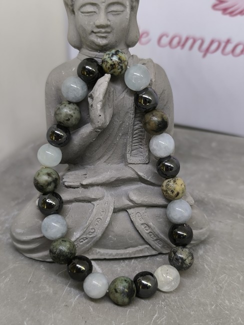 Bracelet équilibre et anti-stress – Turquoise, Hématite & Aigue-Marine – Pierres naturelles 8 mm Bracelet équilibre émotionnel en pierres naturelles 8 mm avec turquoise, hématite et aigue-marine monté sur élastique