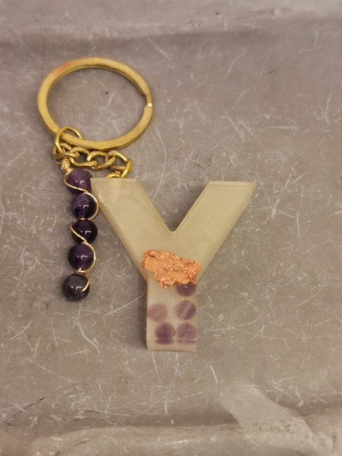 porte clé Y amethyste doré