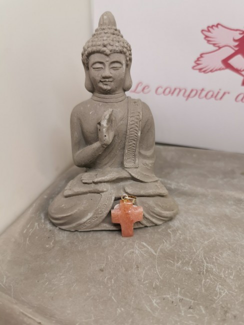 croix en pierre naturelle rose