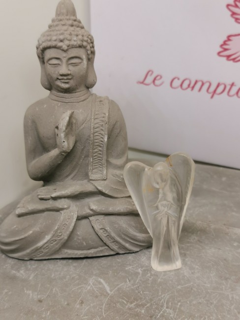 Ange Messager en Cristal de Roche Ange en cristal de roche sculpté 5 cm