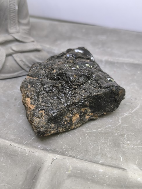 Hématite brute minéral naturel