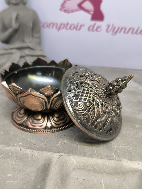 Porte-encens en grains et résines Porte-encens lotus décoratif en métal