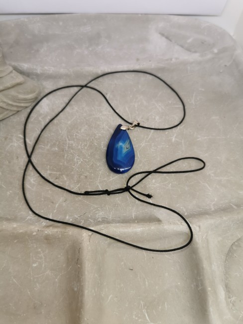 Bijou agate bleu pendentif agate bleue élégante