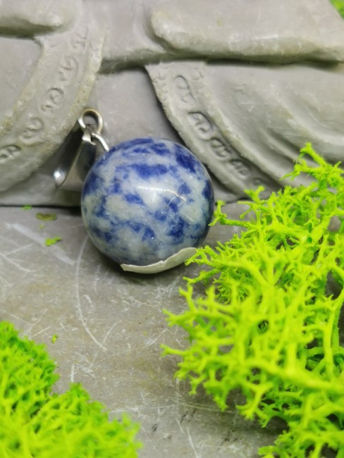 pendentif sodalite naturelle ronde