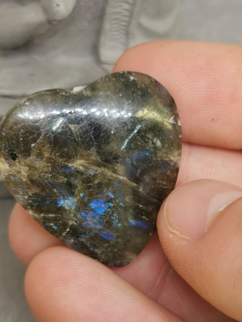 pierre labradorite cœur protection