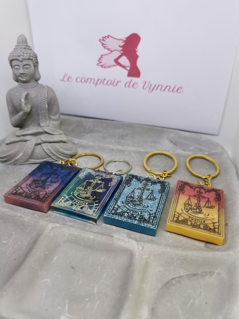 carte tarot justice porte clé