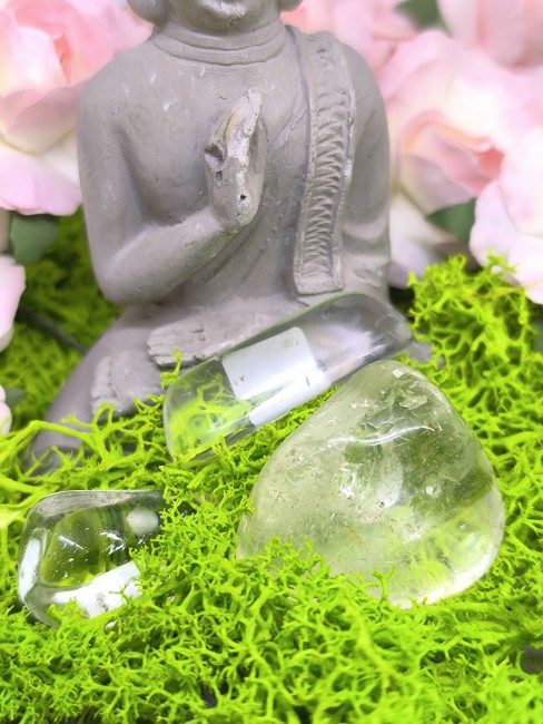 pierre roulée cristal de roche naturelle