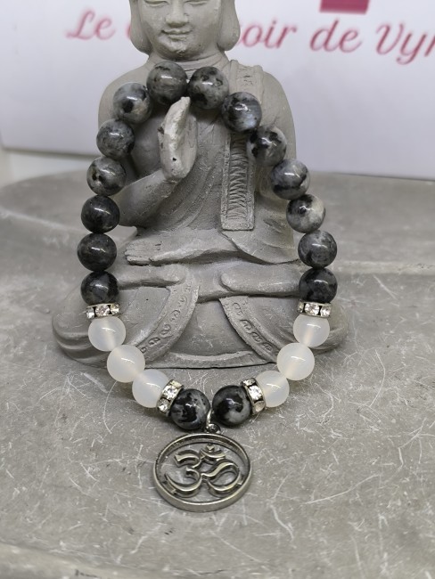 Bracelet larvikite et agate blanche bracelet larvikite agate blanche OM