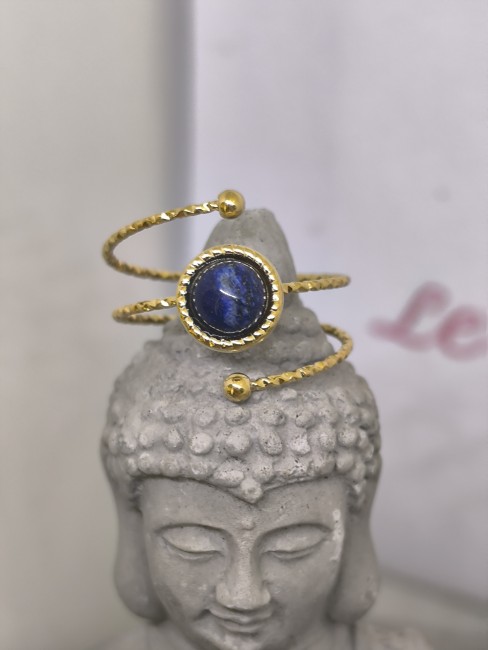 bague dorée vendue séparément